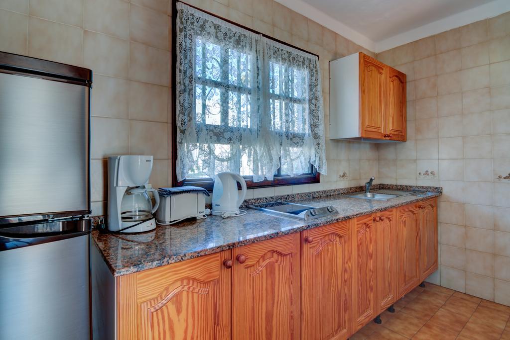 פוארטו דל כרמן Apartamentos Las Acacias מראה חיצוני תמונה