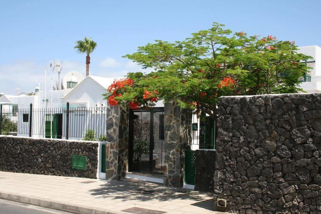 פוארטו דל כרמן Apartamentos Las Acacias מראה חיצוני תמונה