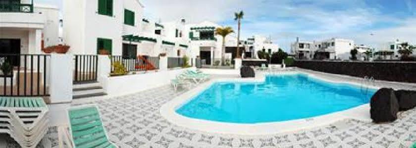 פוארטו דל כרמן Apartamentos Las Acacias מראה חיצוני תמונה