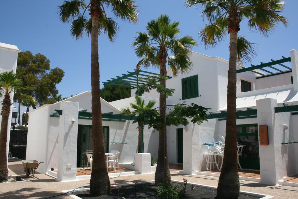 פוארטו דל כרמן Apartamentos Las Acacias מראה חיצוני תמונה